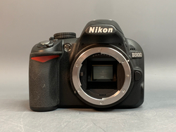 Nikon D3100 Kit 18-55mm 564 кадров
