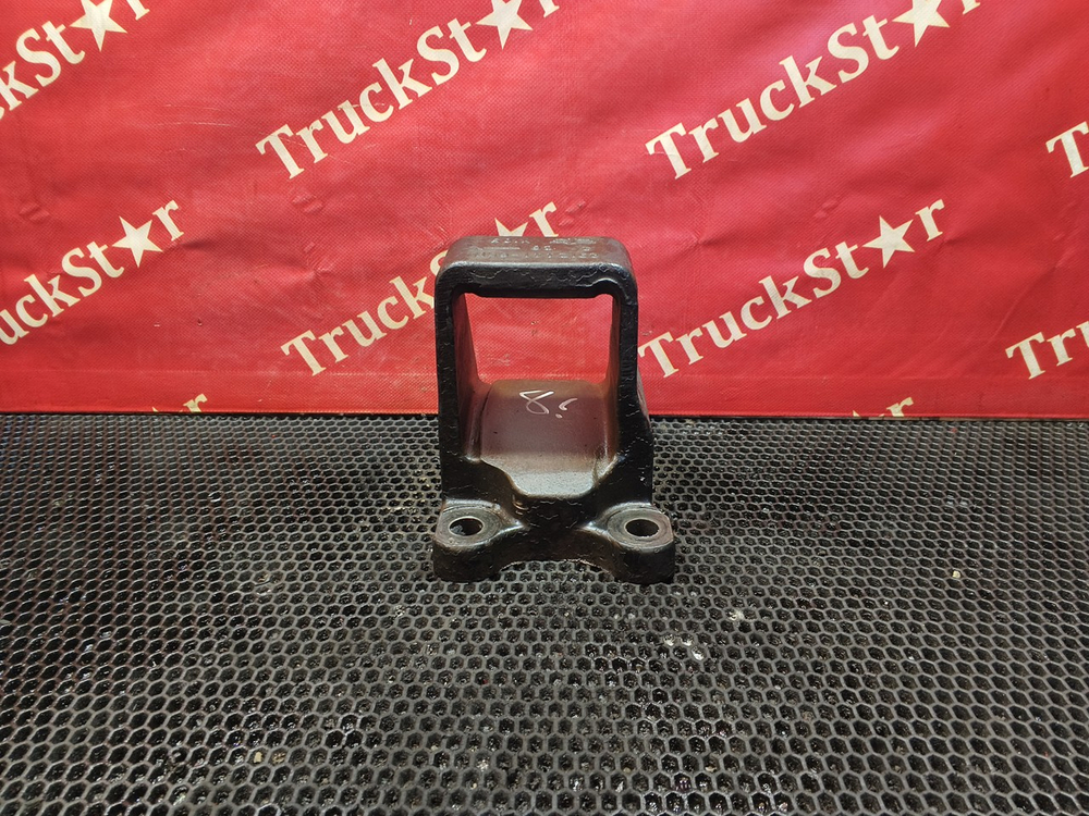 Кронштейн рессоры задней