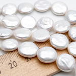 Жемчуг бусины, размер около 11-12 мм, цена за набор 5 штук