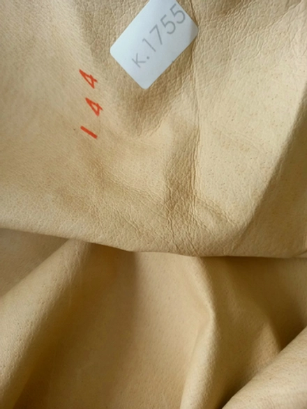 Кожа натуральная, лицевой велюр, 0,7 мм, лимонная ваниль