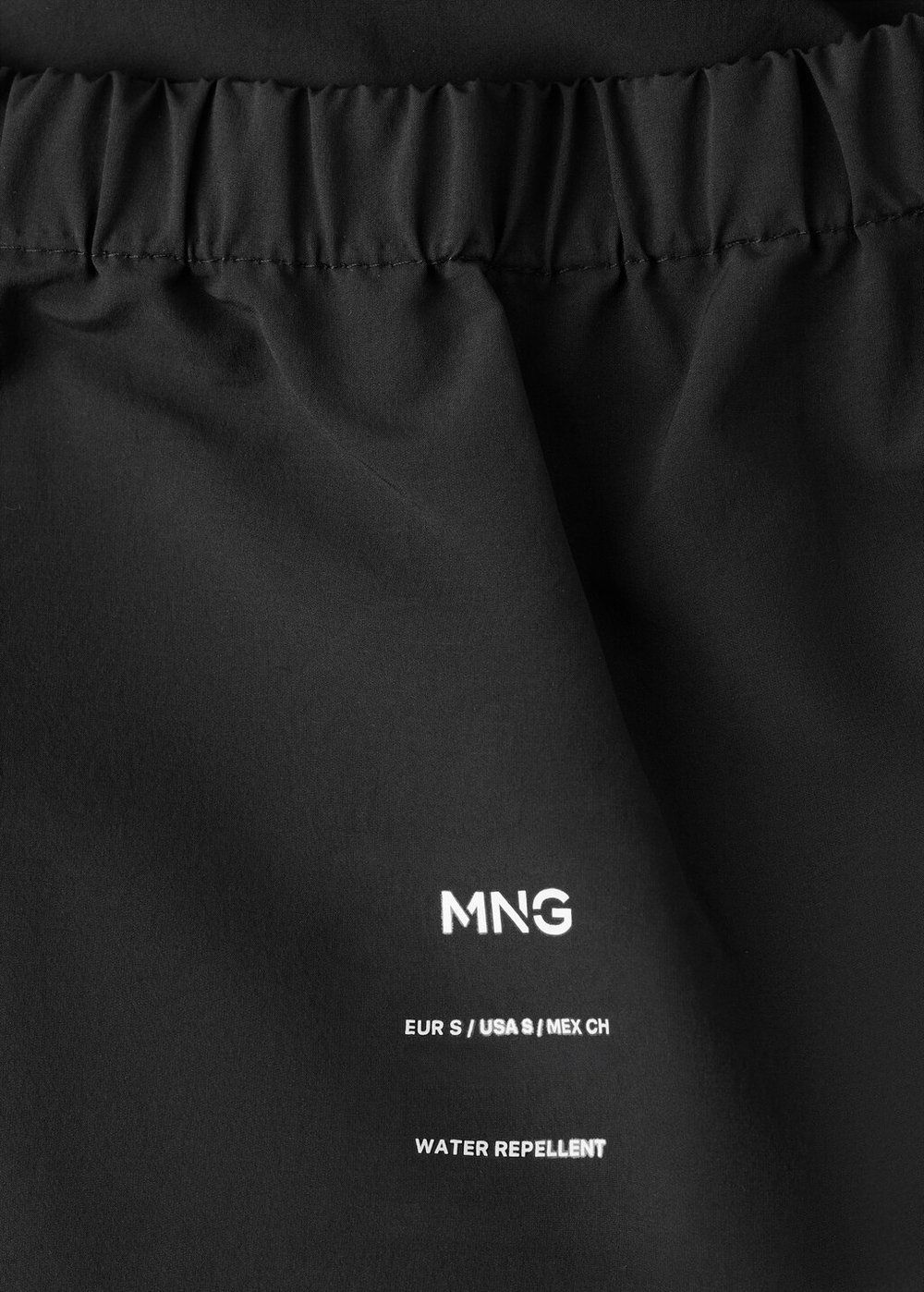 Стеганая куртка с капюшоном