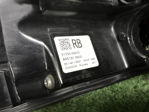 Фонарь правый внешний Toyota RAV4 5 XA50 (18-нв)