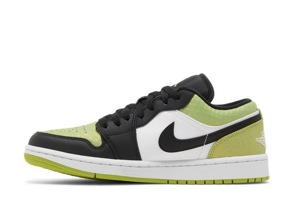 Кроссовки Jordan Air Jordan 1 Low "Vivid Green Snakeskin" (Женская размерная сетка)
