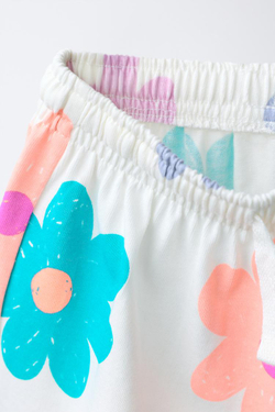 ZARA КОМПЛЕКТ ИЗ ФУТБОЛКИ И ШОРТОВ С ПРИНТОМ «КЛУБНИКА», СВЕТЛЫЙ ЭКРЮ