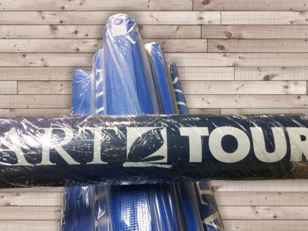 Печать вашего дизайна на коврике для йоги