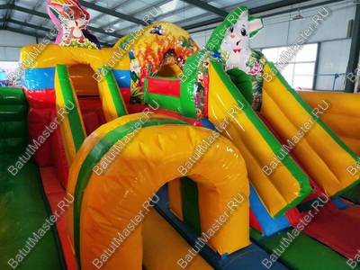 Надувной батут "Лесные друзья", 7*5*4 м