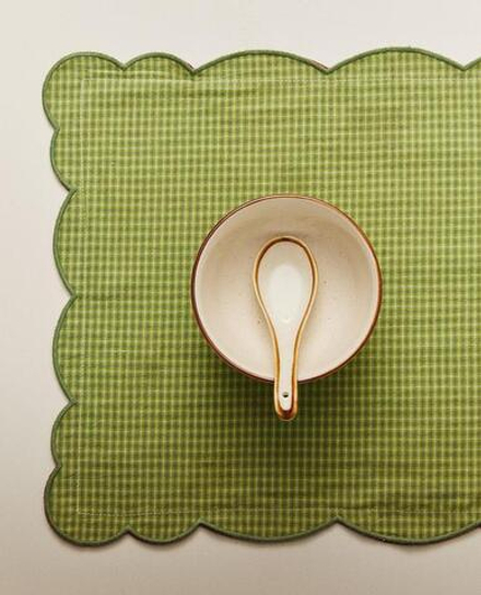 ZARA HOME ДВУСТОРОННЯЯ ПОДСТАВКА ПОД СТОЛОВЫЕ ПРИБОРЫ, ЗЕЛЕНЫЙ