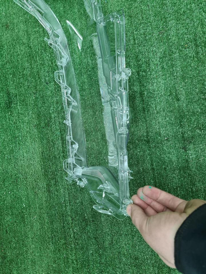 Стекло фары правое Toyota LC Prado 150 (2017-н.в.)