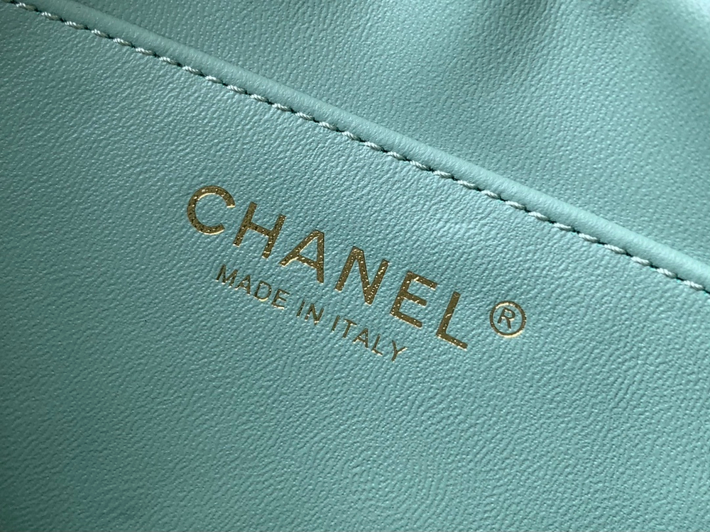 Chanel Bag 18 cm