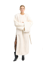 Меховая манишка и ворот NOT USUALLY Milk