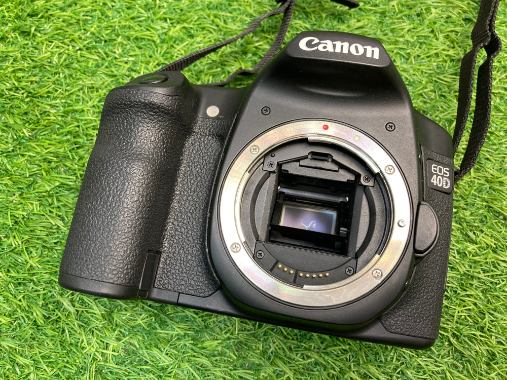 Canon 40D 3.900 кадров