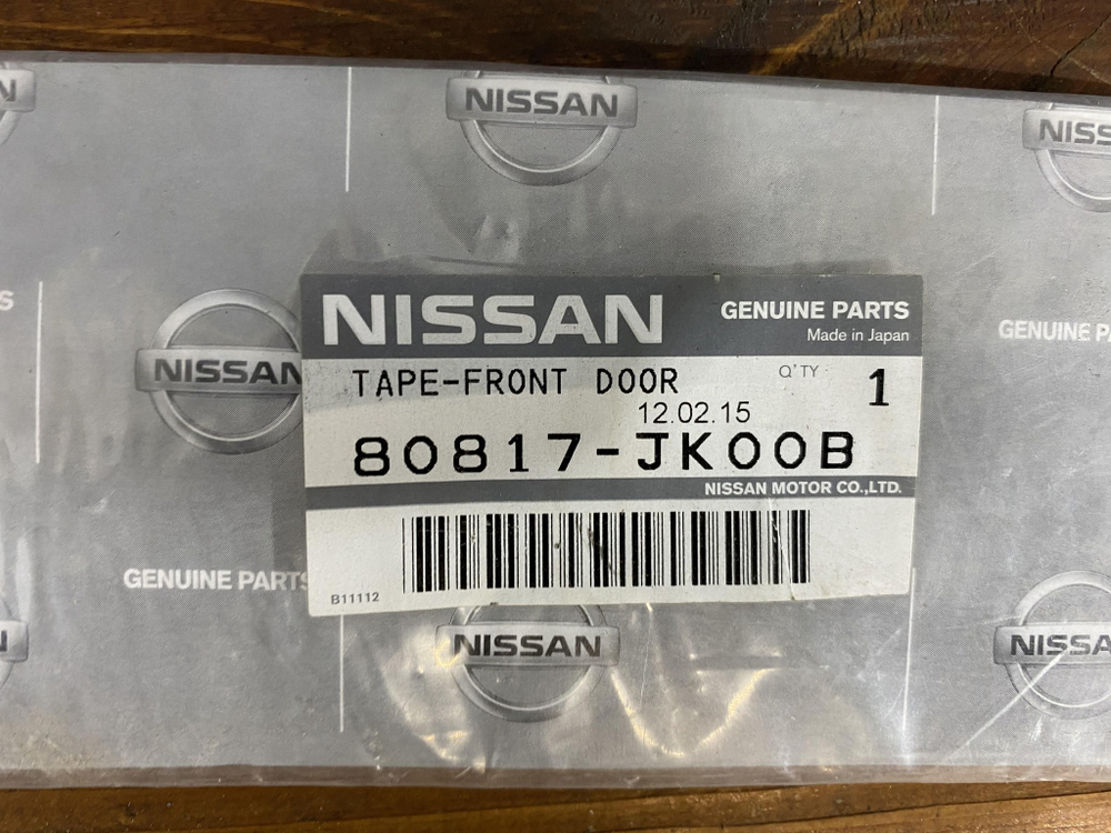 Наклейка рамки двери Infiniti G35 (V36) Новая Оригинал 80817JK00B