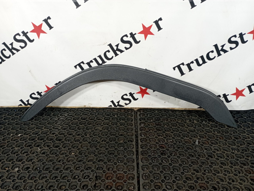 Накладка крыла левая