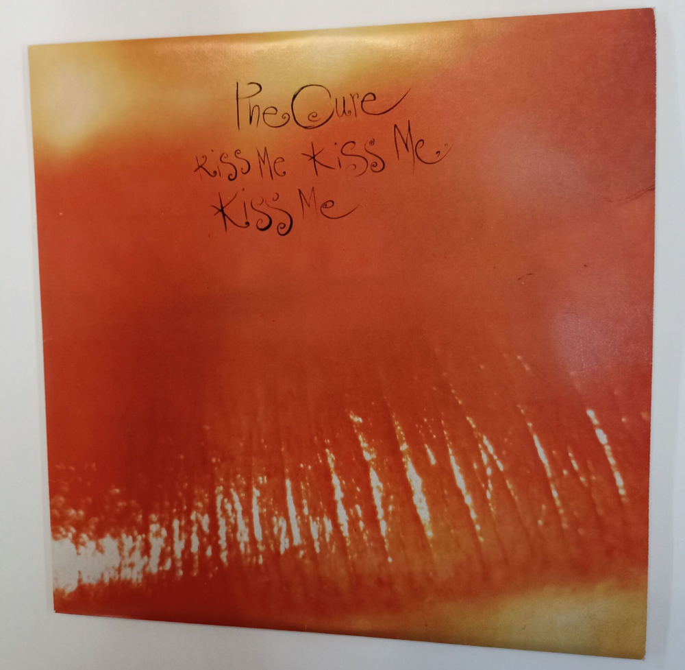 Винтажная виниловая пластинка LP The Cure Kiss Me Kiss Me Kiss Me 2LP (Югославия 1987)