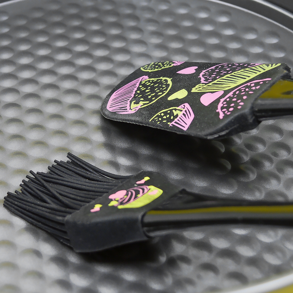 Набор кисточка и лопатка силиконовые "Кексики" черный, 22,2*4см