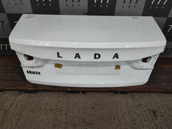 Крышка багажника LADA Vesta 22-нв Б/У Оригинал 8450013789