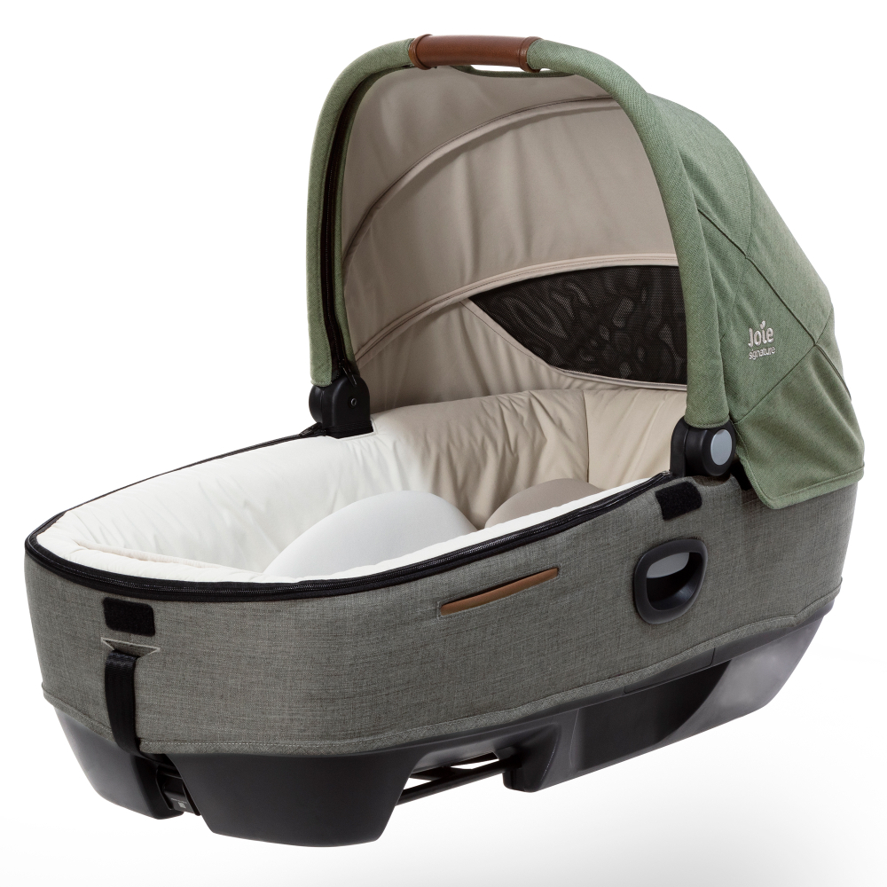 Детское автокресло Joie Calmi