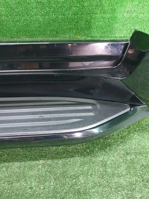 Накладка порога правая Toyota Land Cruiser 300 (2021-н.в.)