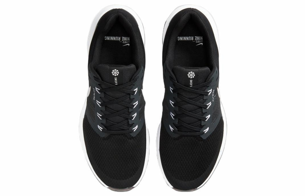 Кроссовки Nike Run Swift 3