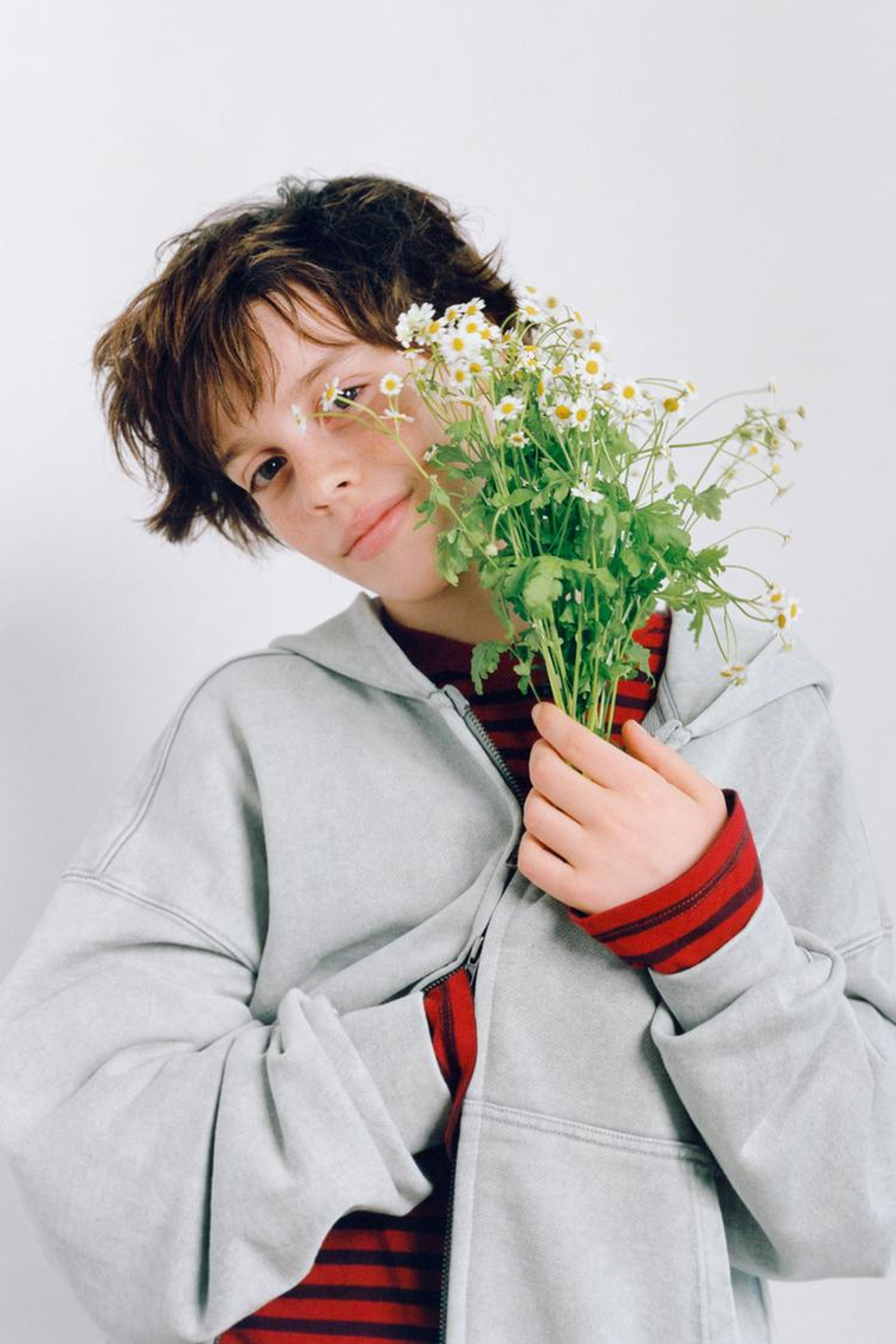 ZARA ТОЛСТОВКА НА МОЛНИИ, СВЕТЛО-СЕРЫЙ