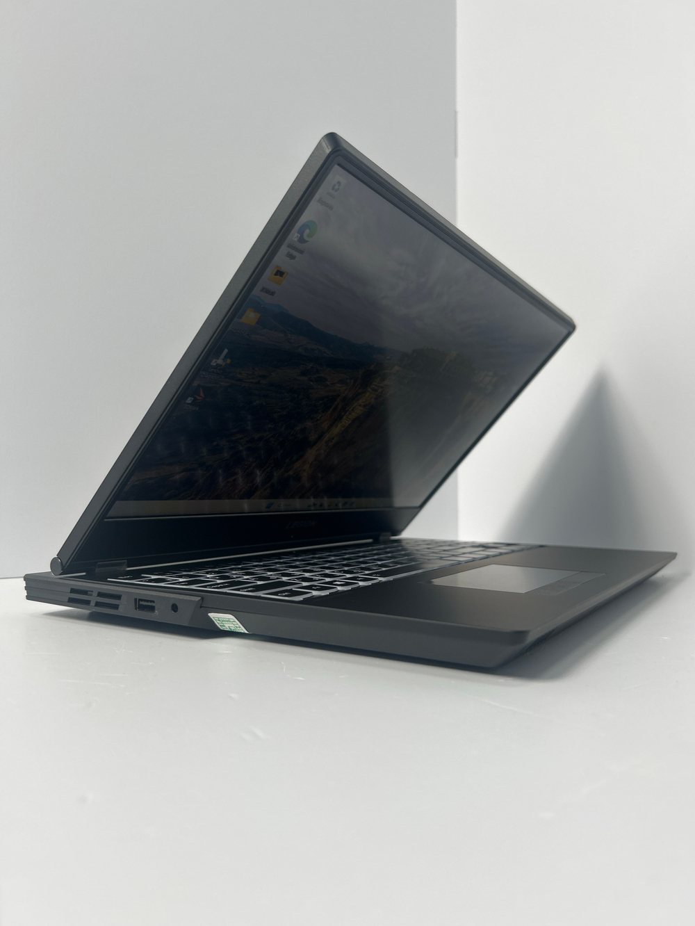 Ноутбук Lenovo Legion Y540-15IRH (81SX014LRU) 15.6"/Intel Core i5 9300H/RAM 8GB/SSD 512GB/Nvidia RTX 2060 6G/1920*1080/IPS/Windows 10/Подсветка кл-ры: LED/Чёрный. Состояние: B1