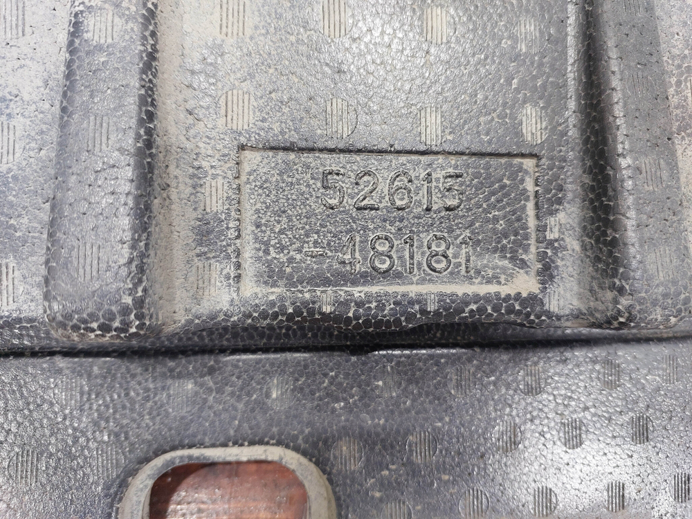 Абсорбер заднего бампера Lexus RX 4 15-19 Б/У Оригинал 5261548181