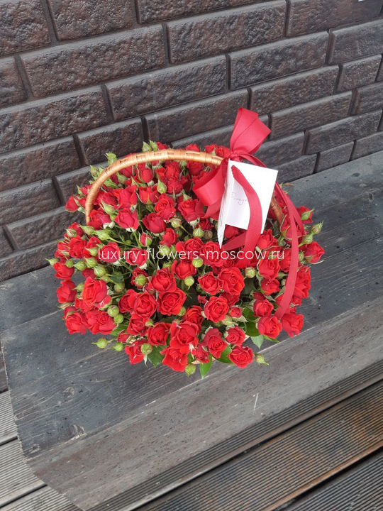 Мини корзина из кустовых