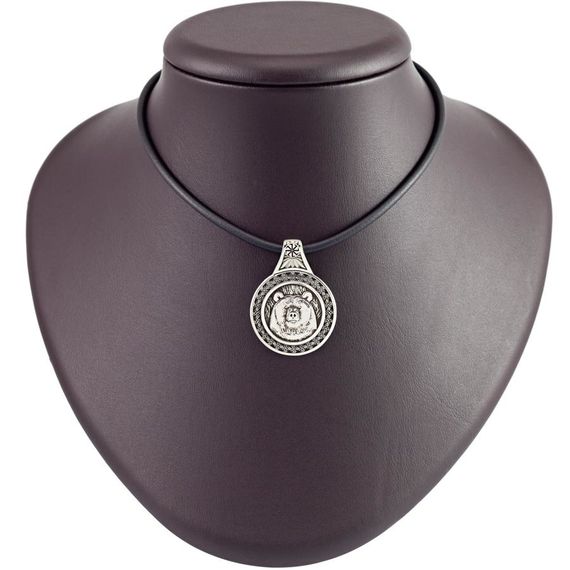 Купить символ Велеса с мордой медведя и доставкой по всей России.