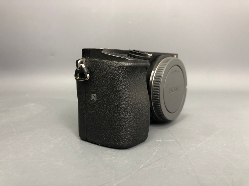Sony A6300 (22 кадра)