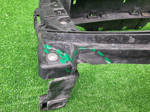 Воздуховод радиатора BMW M5 F90 (2020-2024)