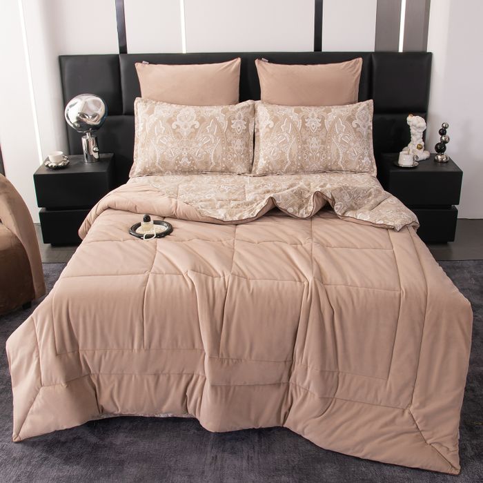 Комплект постельного белья на резинке с одеялом Велюрия Люкс «Теплое сияние»