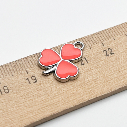 Подвеска Клевер, цвет серебро+коралловый, размер 20*16 мм, цена за 1 шт