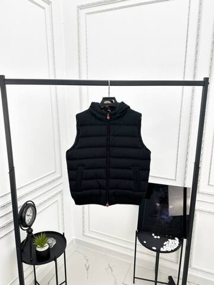 Пуховик Kiton