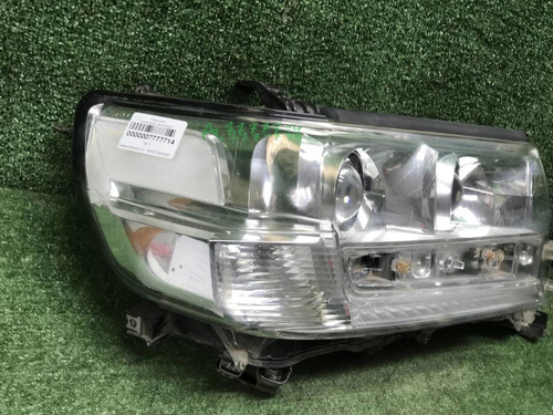 Битая Фара правая Land Cruiser 200 (2015-2021) LED