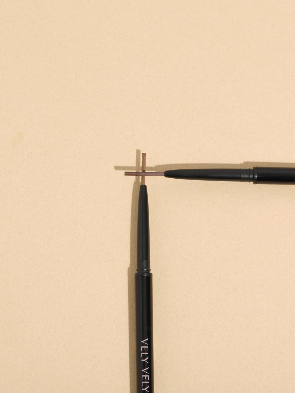 Vely Vely Карандаш для бровей из микрофибры – шоколадный Microfiber Brow Pencil – Choco B 0.09 гр