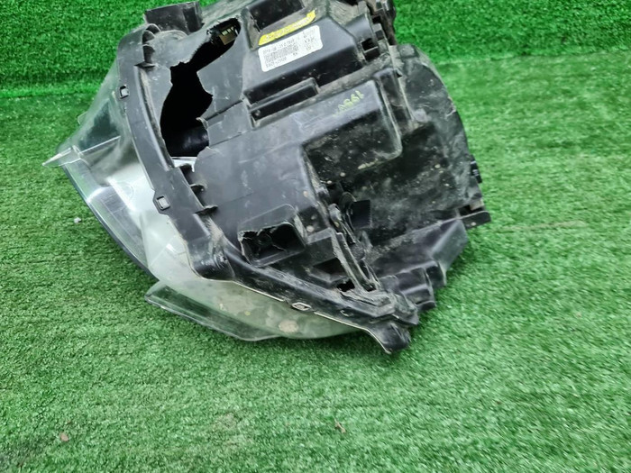 Фара правая Hyundai Santa Fe 4 (2018-2021) LED