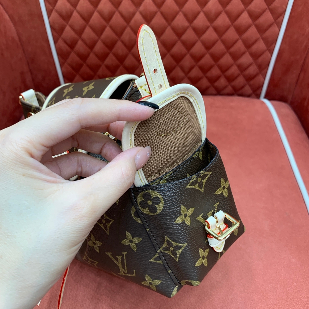 Louis Vuitton Odyssee