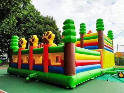 Коммерческий надувной батут «Зоомир 3», 11*7*5 м.