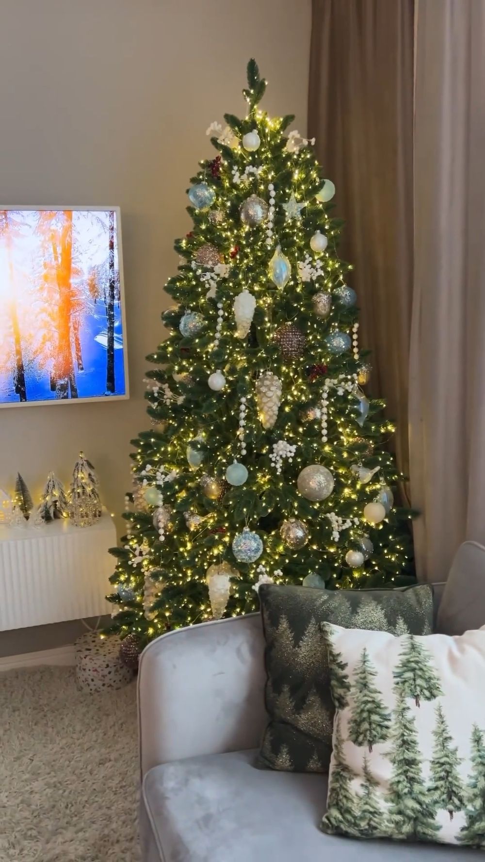 Ель искусственная «Олимпия» (Литая хвоя) от 1,2 м до 3,65 м