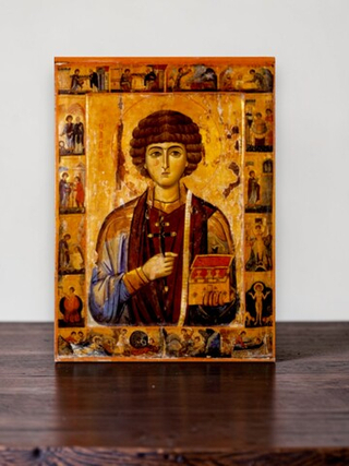 Пантелеимон Целитель святой великомученик с клеймами жития. Деревянная икона на левкасе