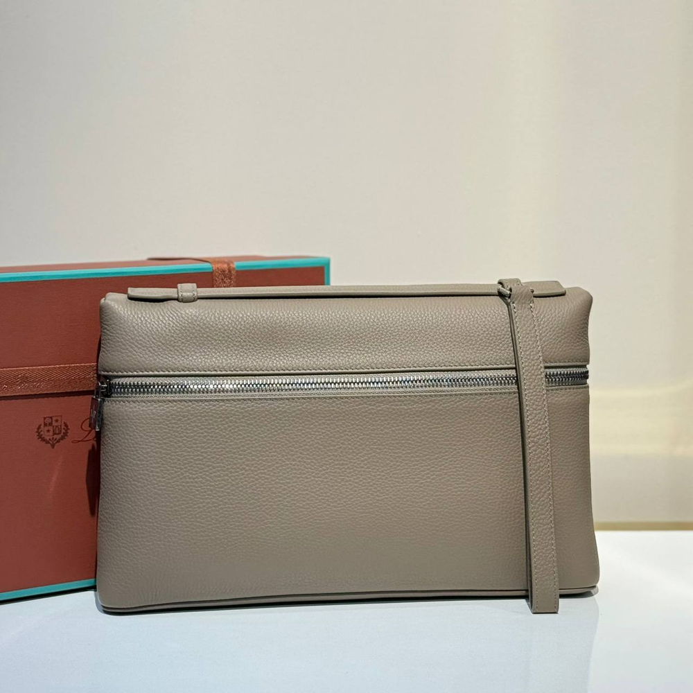 Клатч Loro Piana