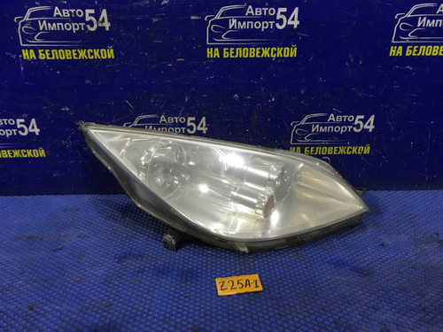 Фара передняя правая MITSUBISHI COLT 2003