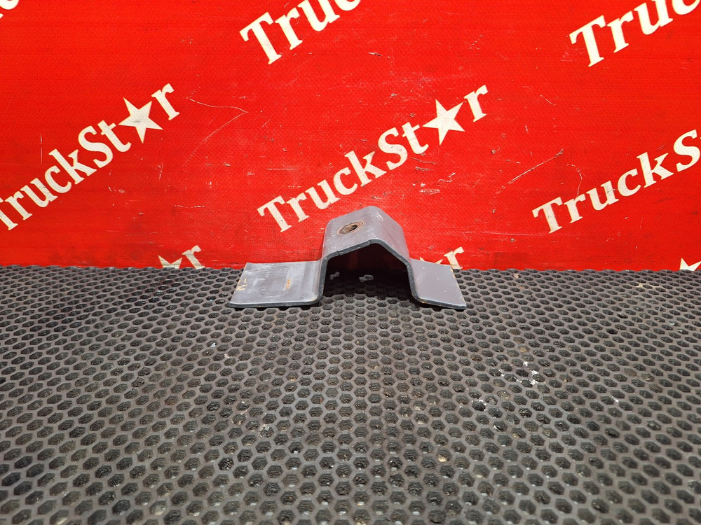 Кронштейн крыла заднего 2018г.