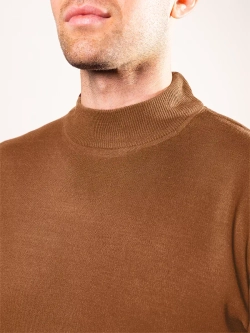 Джемпер однотонный базовый