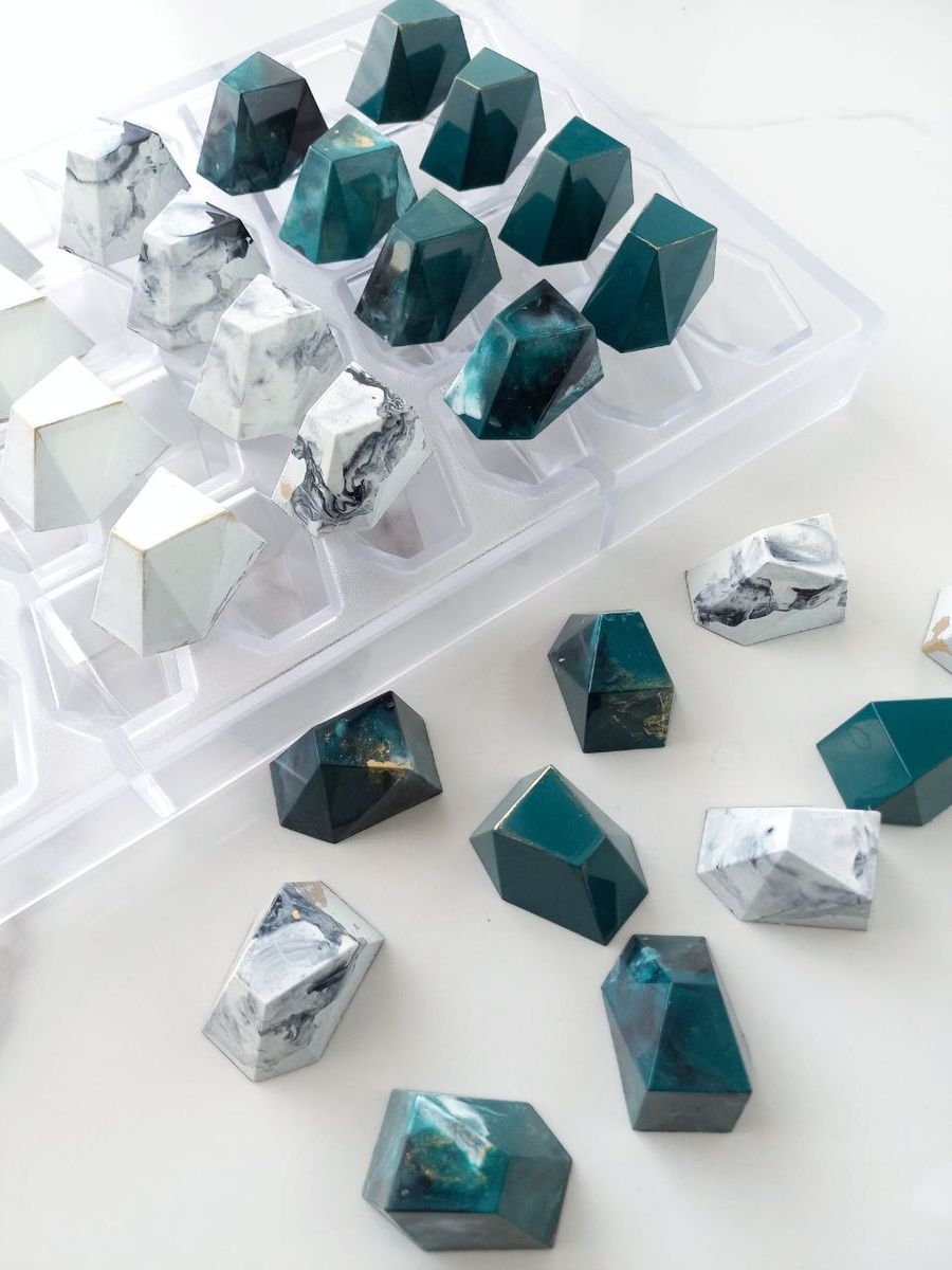 611 | Форма для шоколадных конфет "Геометрия-4" (275*175мм)