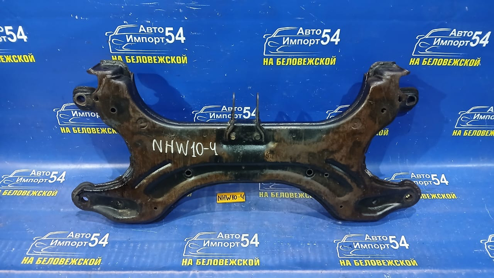 Балка передняя поперечная TOYOTA PRIUS 1998