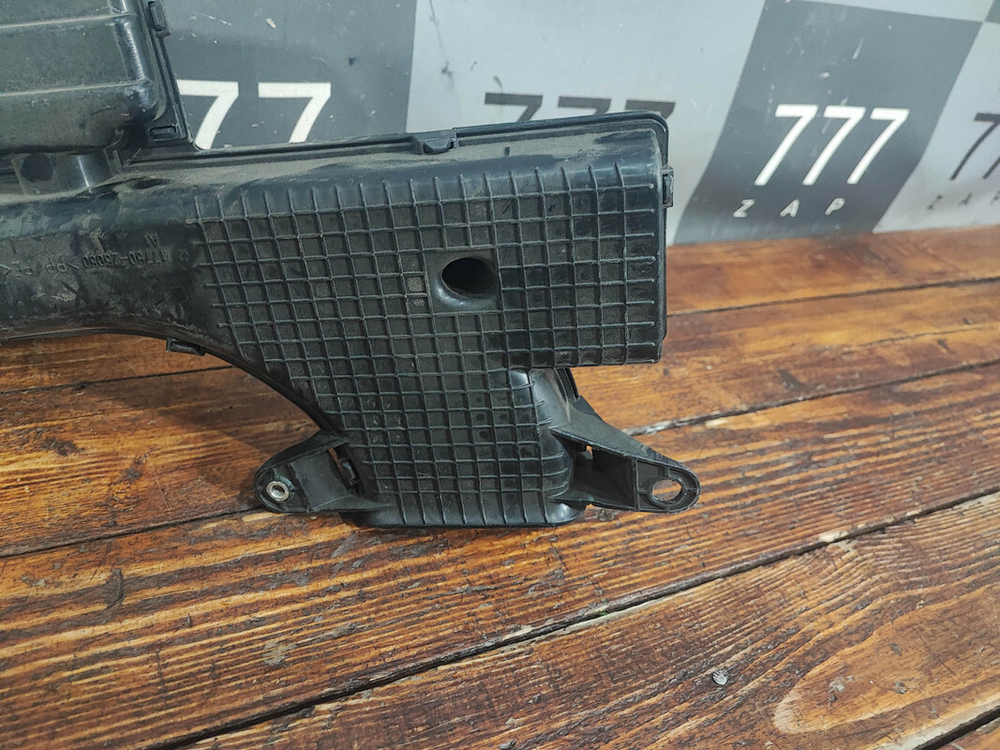 Патрубок воздушного фильтра Toyota RAV4 V (XA50) 18-нв Б/У Оригинал 1775025050