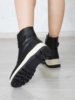 Ботинки женские зимние