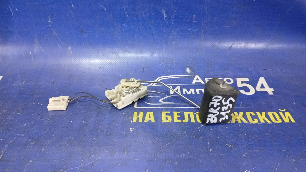 Датчик уровня топлива TOYOTA NOAH 2008