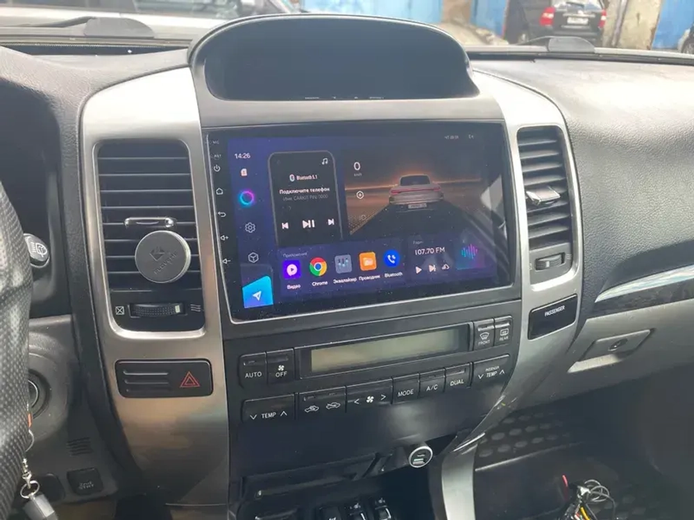 Магнитола для Toyota Land Cruiser Prado 120, Lexus GX470 (экран климата внизу) - Carmedia OL-9696 QLed, Android 12, TS10, CarPlay, 4G SIM-слот